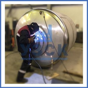 Купить баки и ёмкости из нержавеющей стали от завода УЗСК в Златоусте